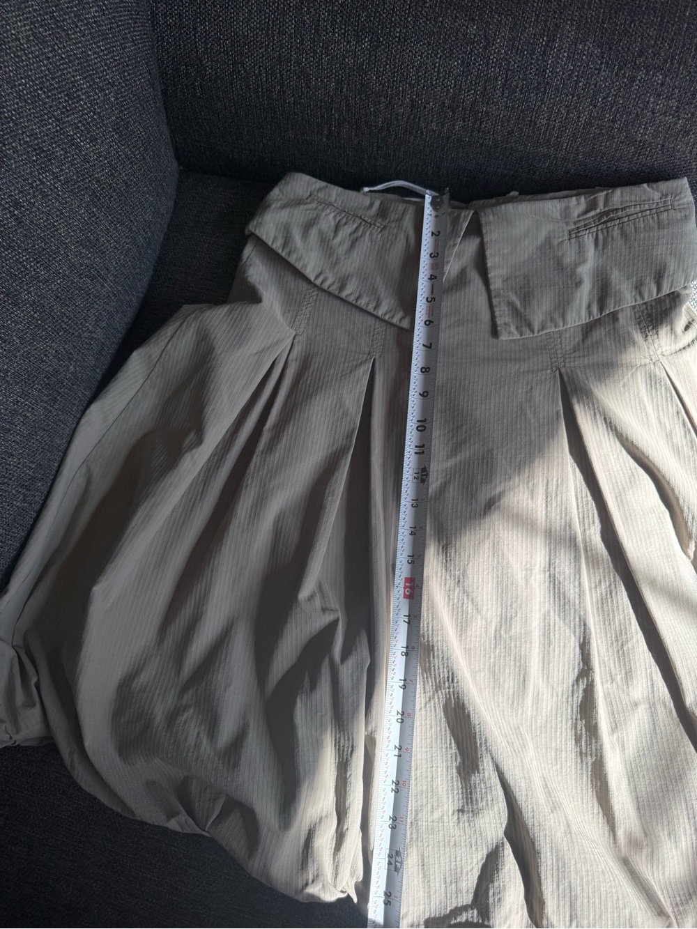 SUB.R High-Waist A-Line Bubble Hem Midi Skirt in Khaki - Picture 10 of 10